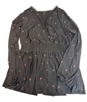 Torrid Womens Floral Peplum Blouse Smocked Waist Long Sleeve Top Size 1X Black